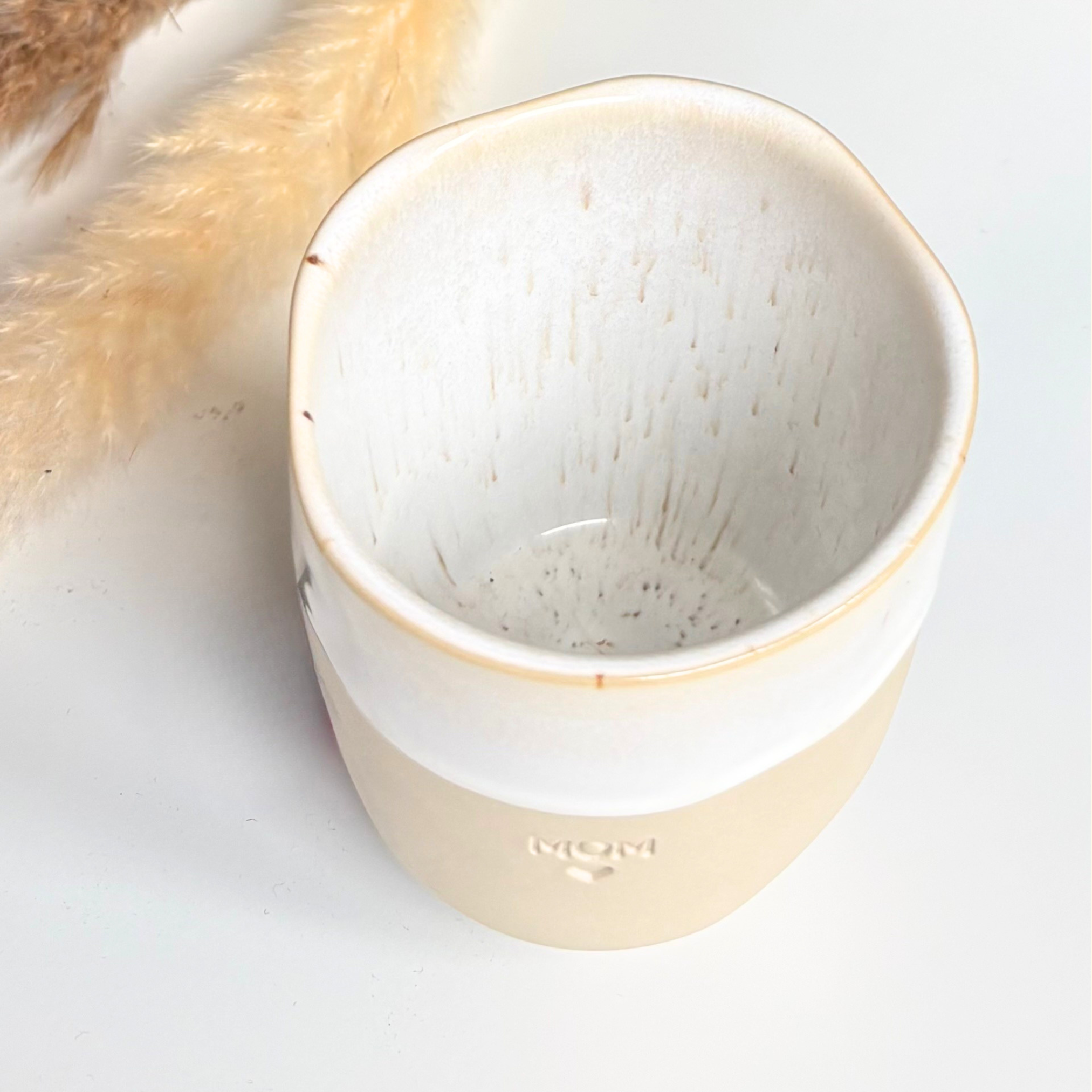 Steingut-Becher MOM