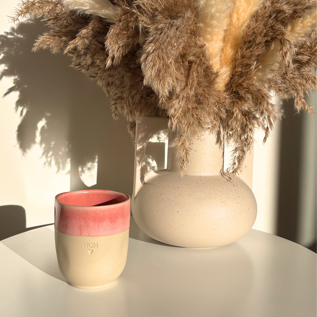 Steingut-Becher MOM